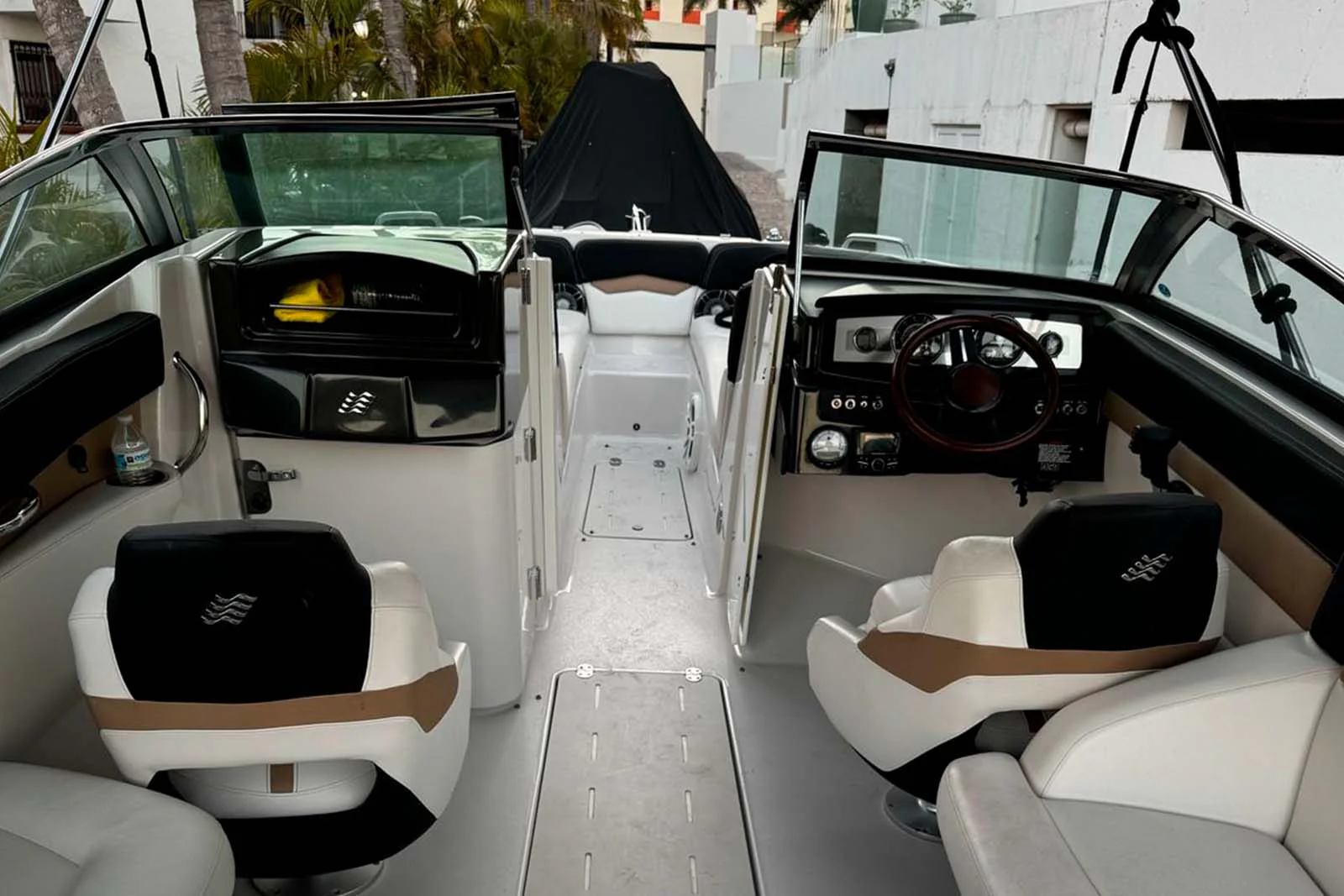 Four Winns Horizon 260 2