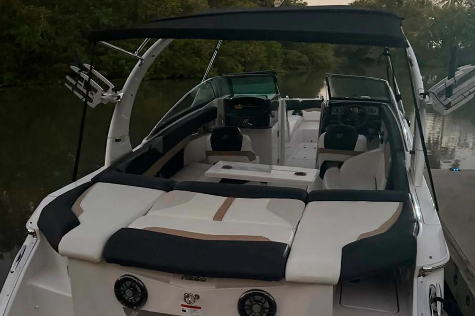 Four Winns Horizon 260 4