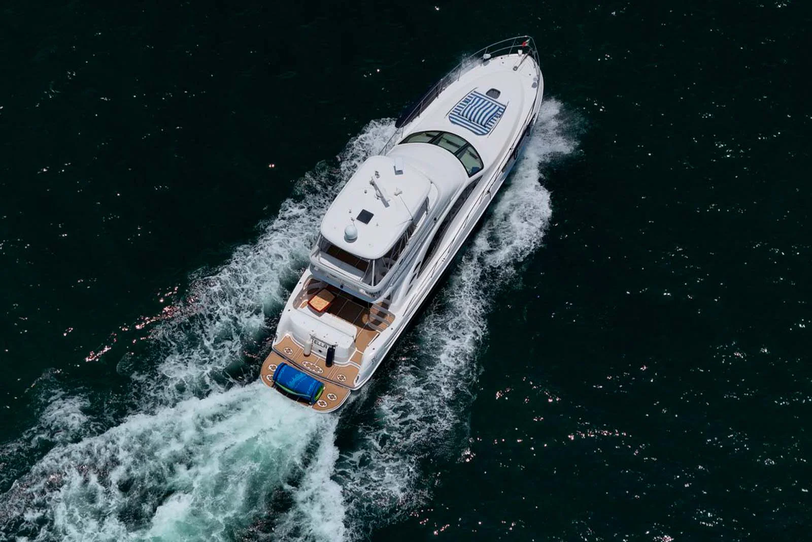 Searay 560 Sedan Bridge 3